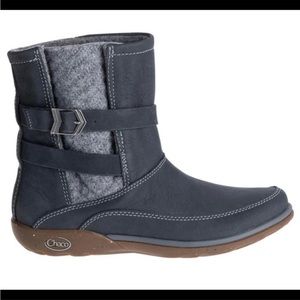 Chaco Hopi Castlerock Boots - Gray- Size 9.5 - Like New